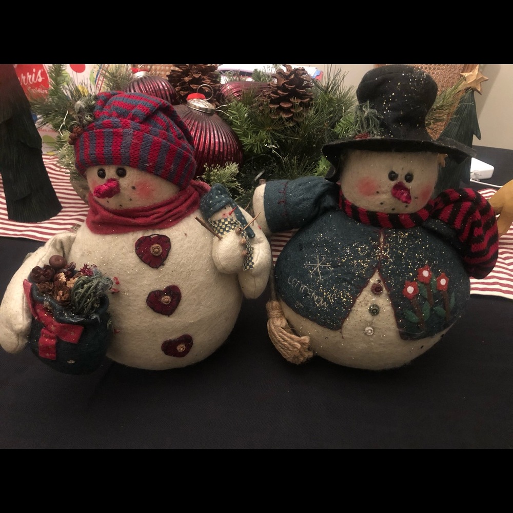 Coyne’s & Co. Mr. & Mrs. Snowmen & Baby Felt Decor